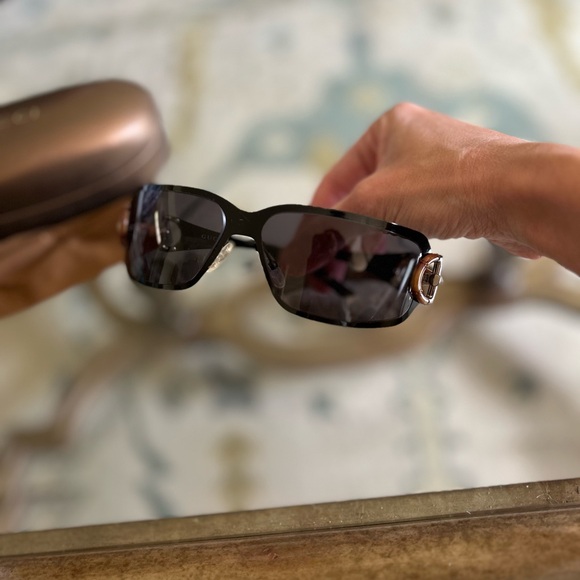 Bamboo Gucci Sunglasss - Picture 10 of 16